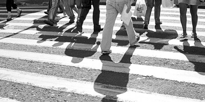 Caminhando a passos curtos